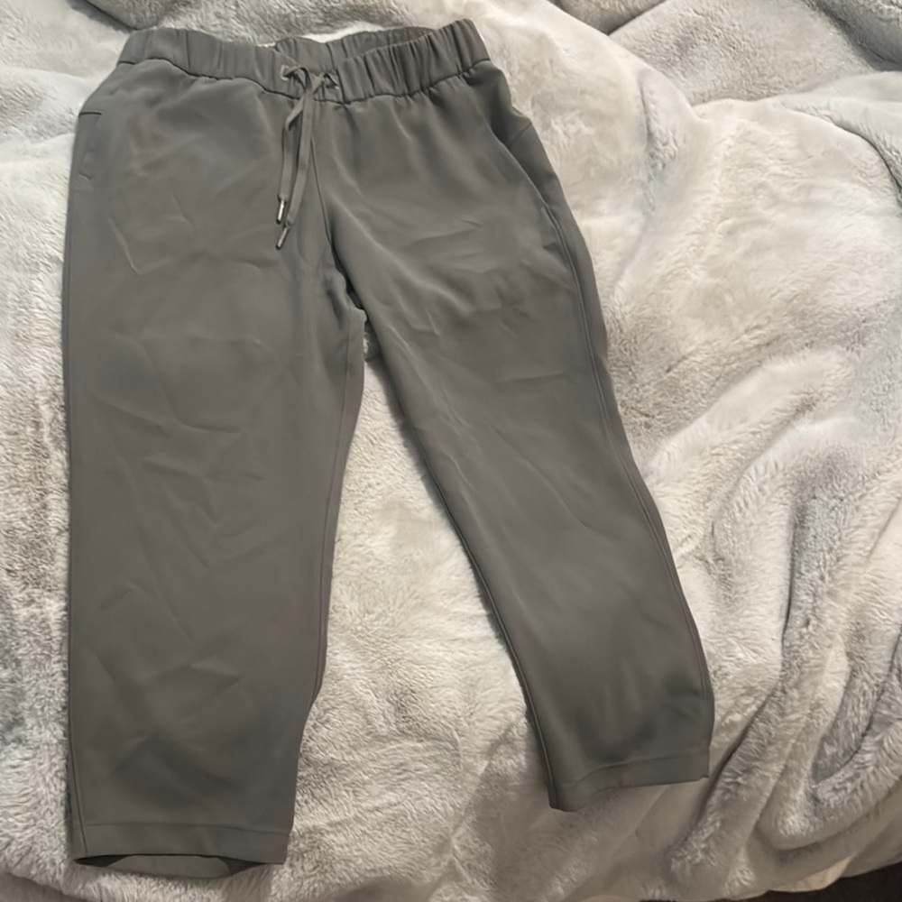Lululemon Green Jogger Pants